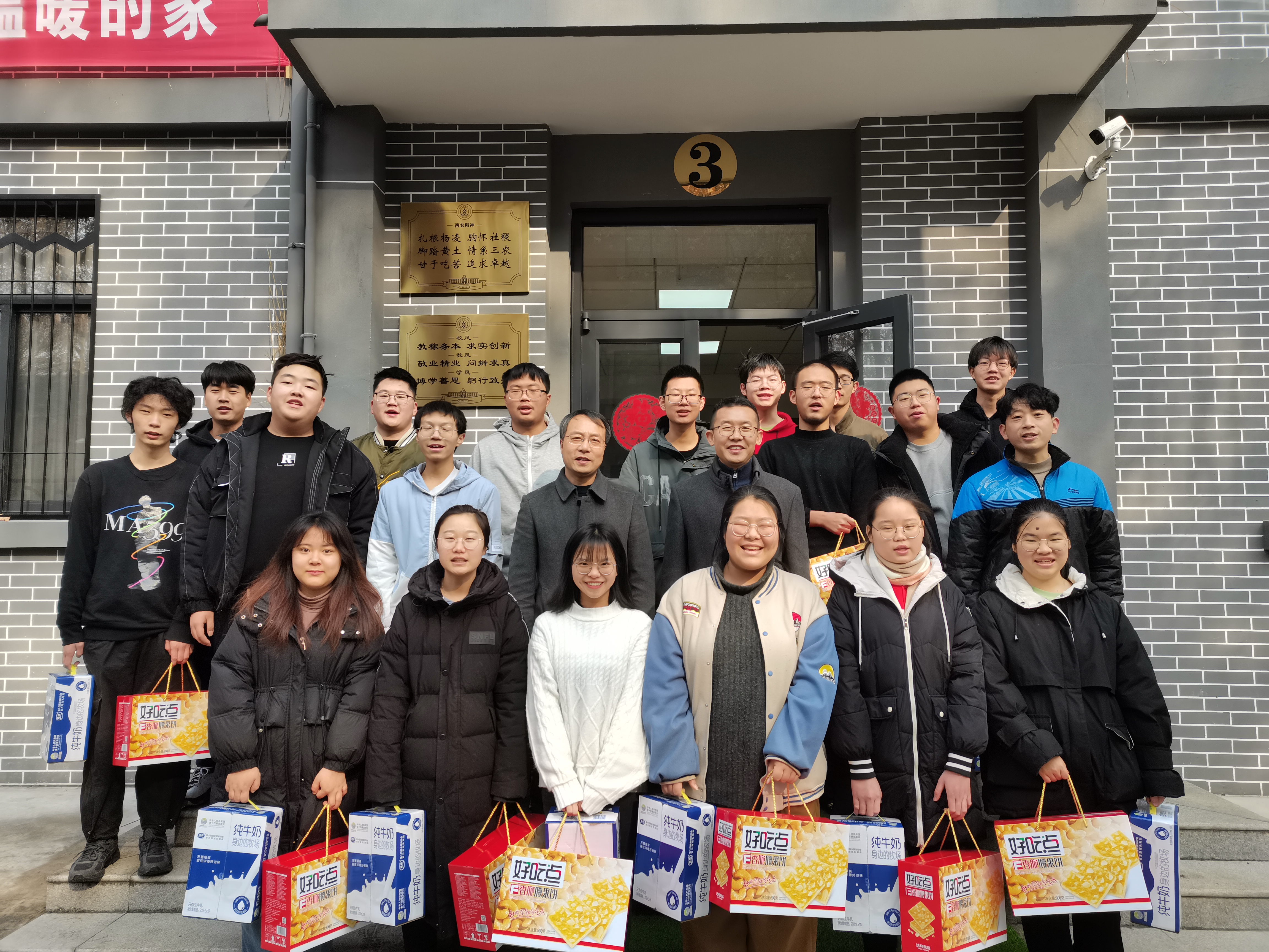 12515b1396be4537b45f44a46a0381e6.jpg 12515b1396be4537b45f44a46a0381e6.jpg